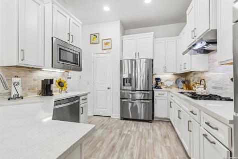 1719 Nightshade San Antonio TX 78260