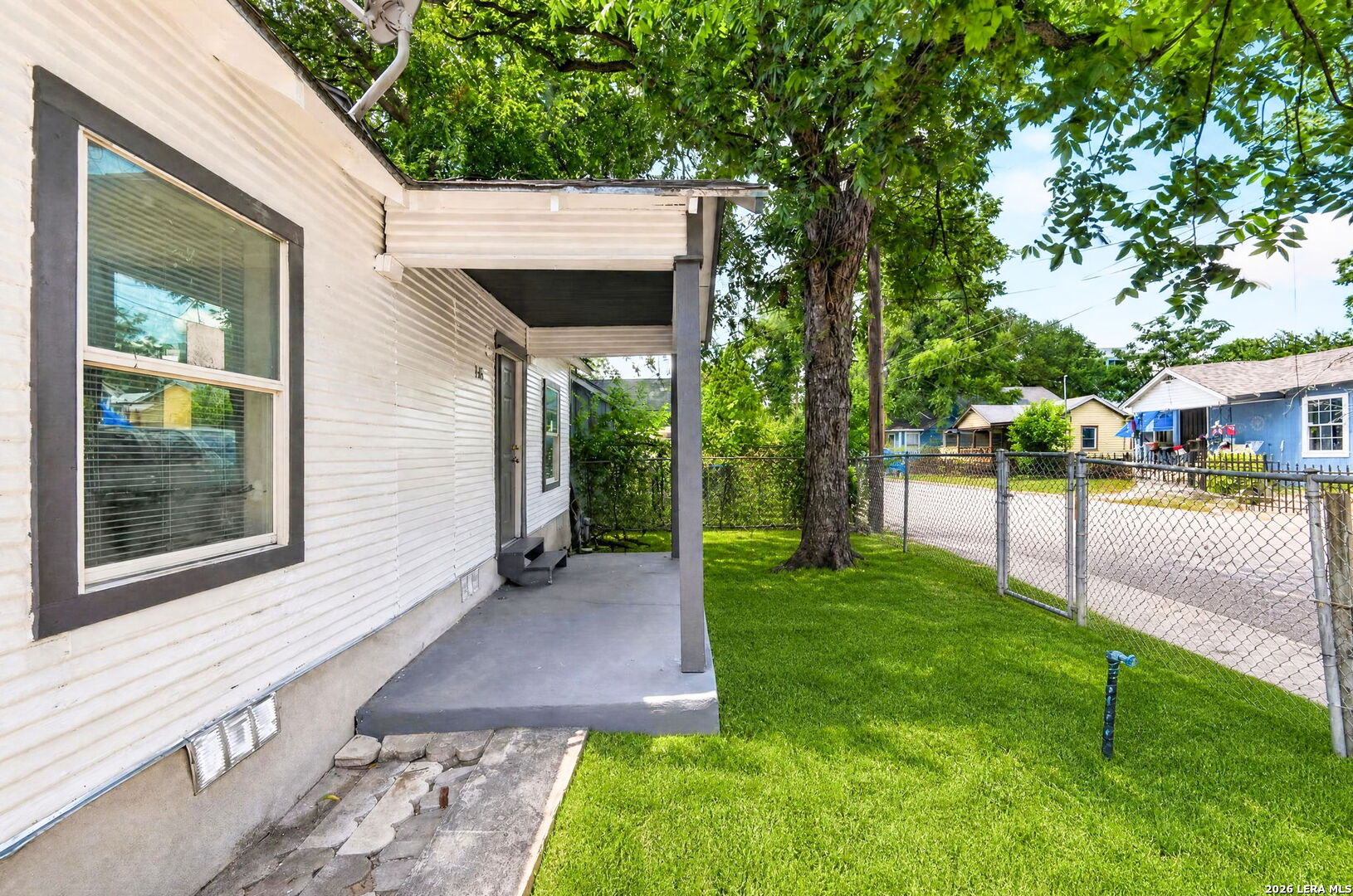 146 W Zavalla San Antonio TX 78204