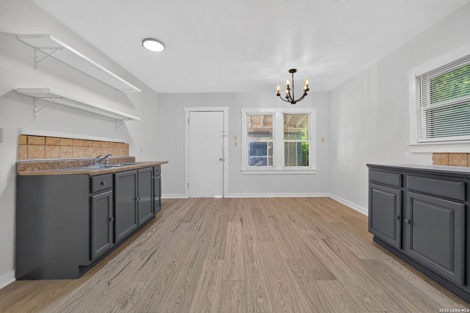146 W Zavalla San Antonio TX 78204