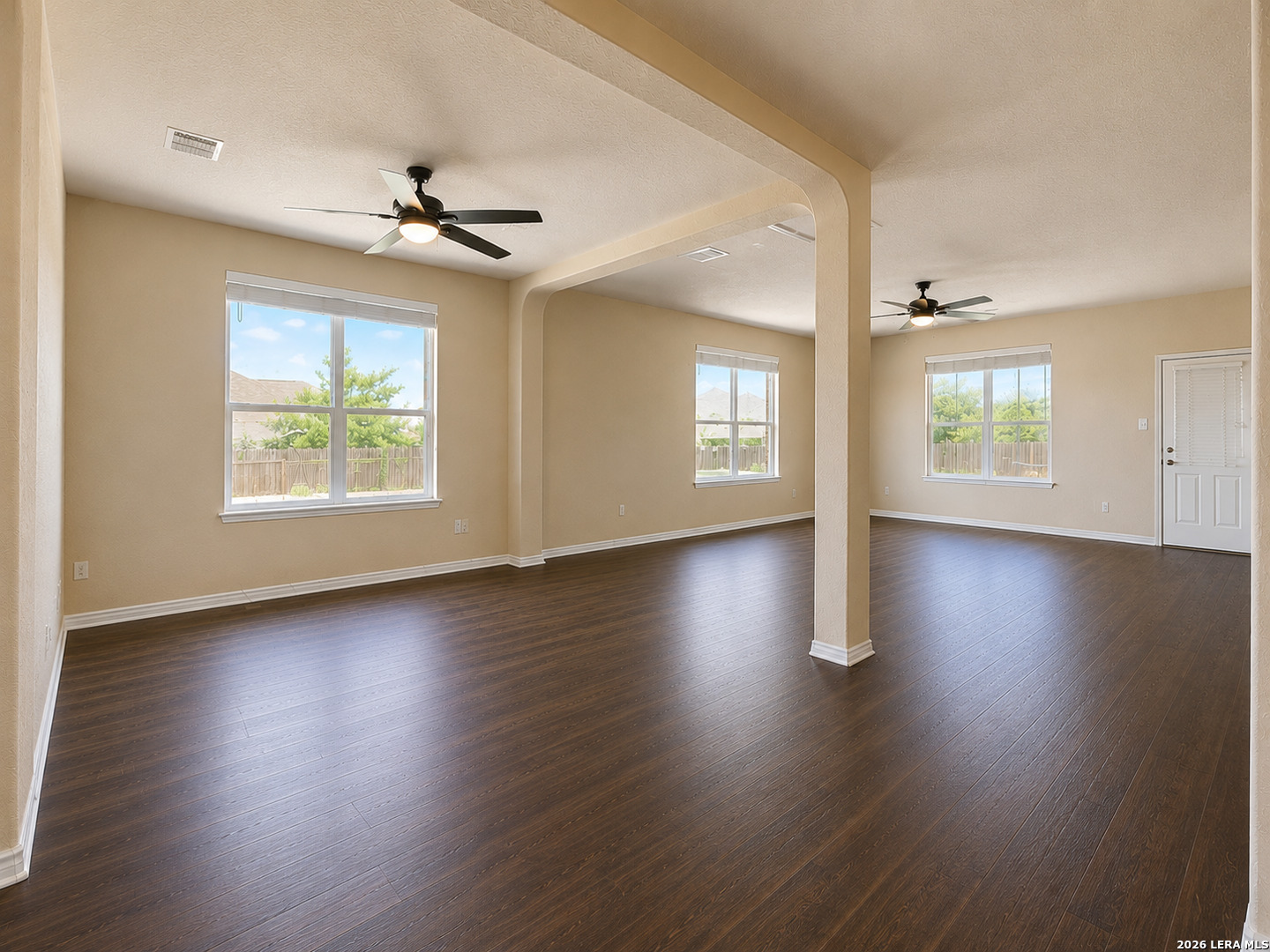 13911 Blakeville Live Oak TX 78233