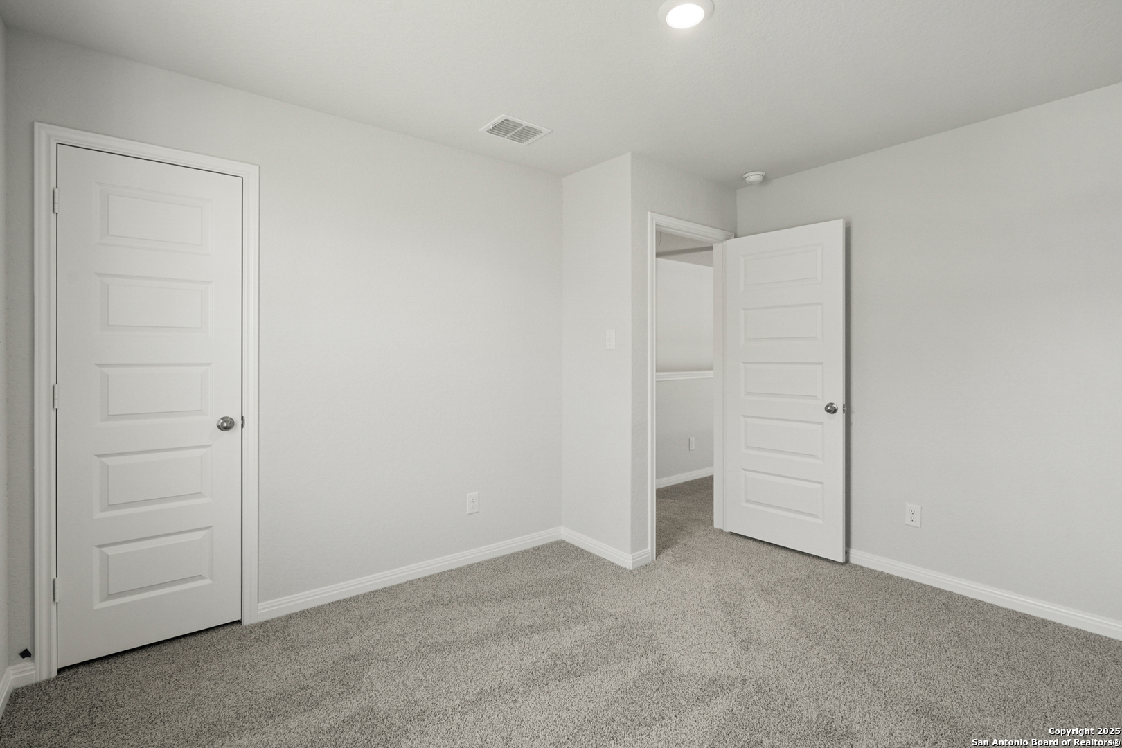 187 Hunters Camp San Antonio TX 78245