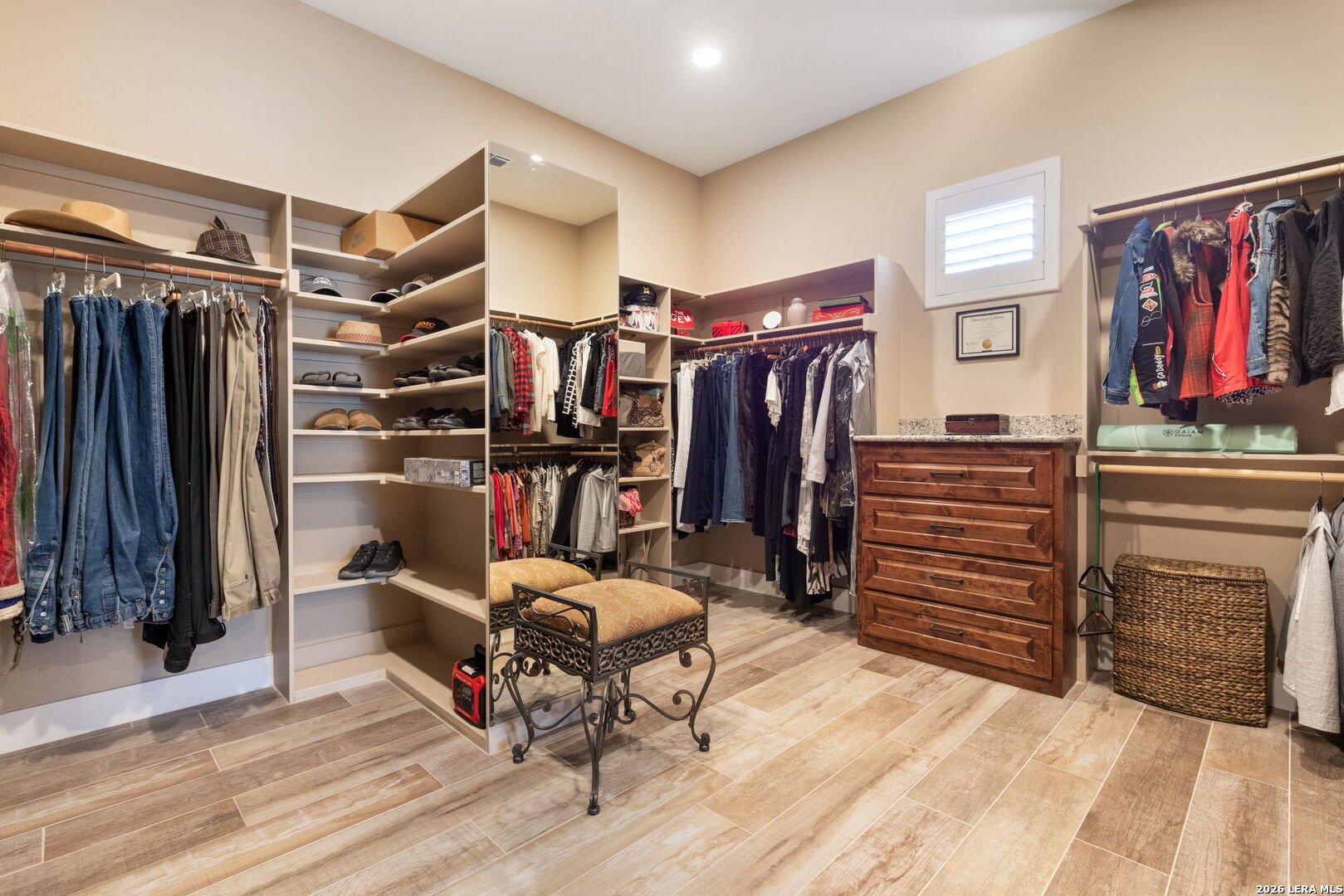 166 Paramount Kerrville TX 78028