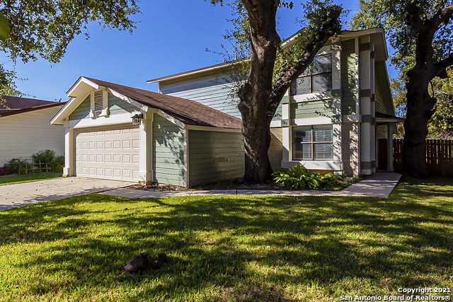 2734 Johnson Grass San Antonio TX 78251