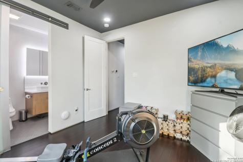 128 Clay Street San Antonio TX 78204