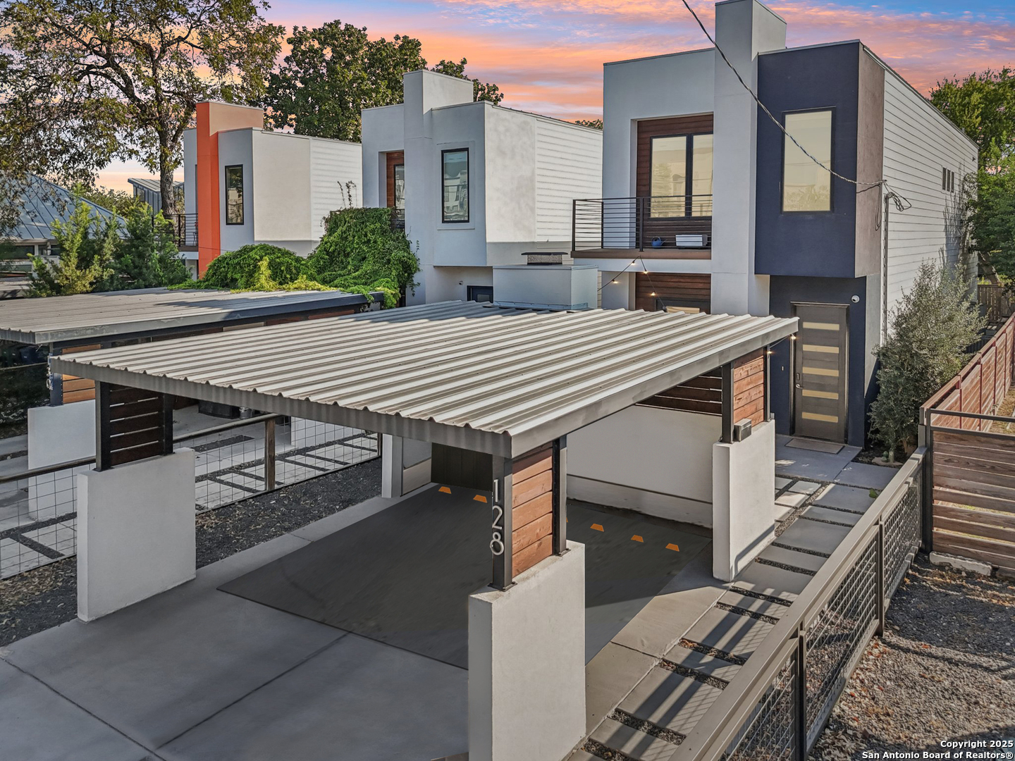 128 Clay Street San Antonio TX 78204