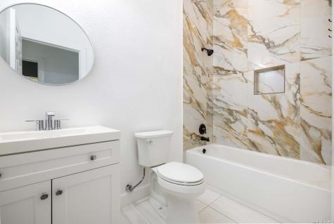 1104 Santa Rosa Court Canyon Lake TX 78133