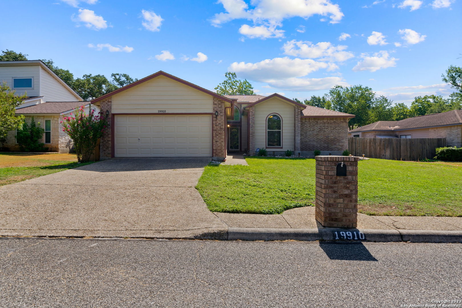 19910 Encino Briar San Antonio TX 78259
