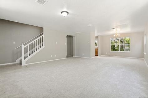 17238 Irongate Rail San Antonio TX 78247