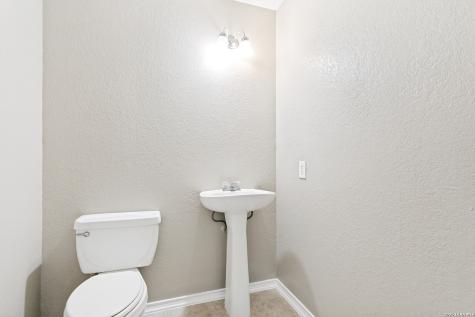 17238 Irongate Rail San Antonio TX 78247