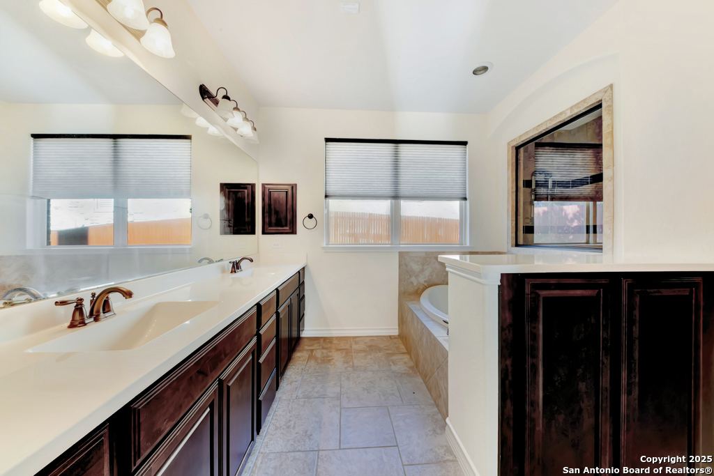26011 Red Heron San Antonio TX 78261