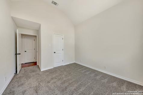 26011 Red Heron San Antonio TX 78261