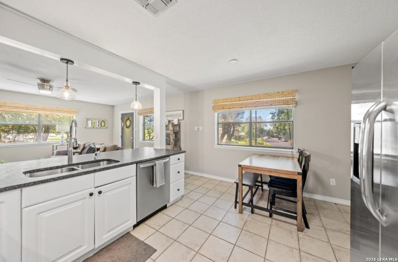 500 Cross Mountain Drive Fredericksburg TX 78624