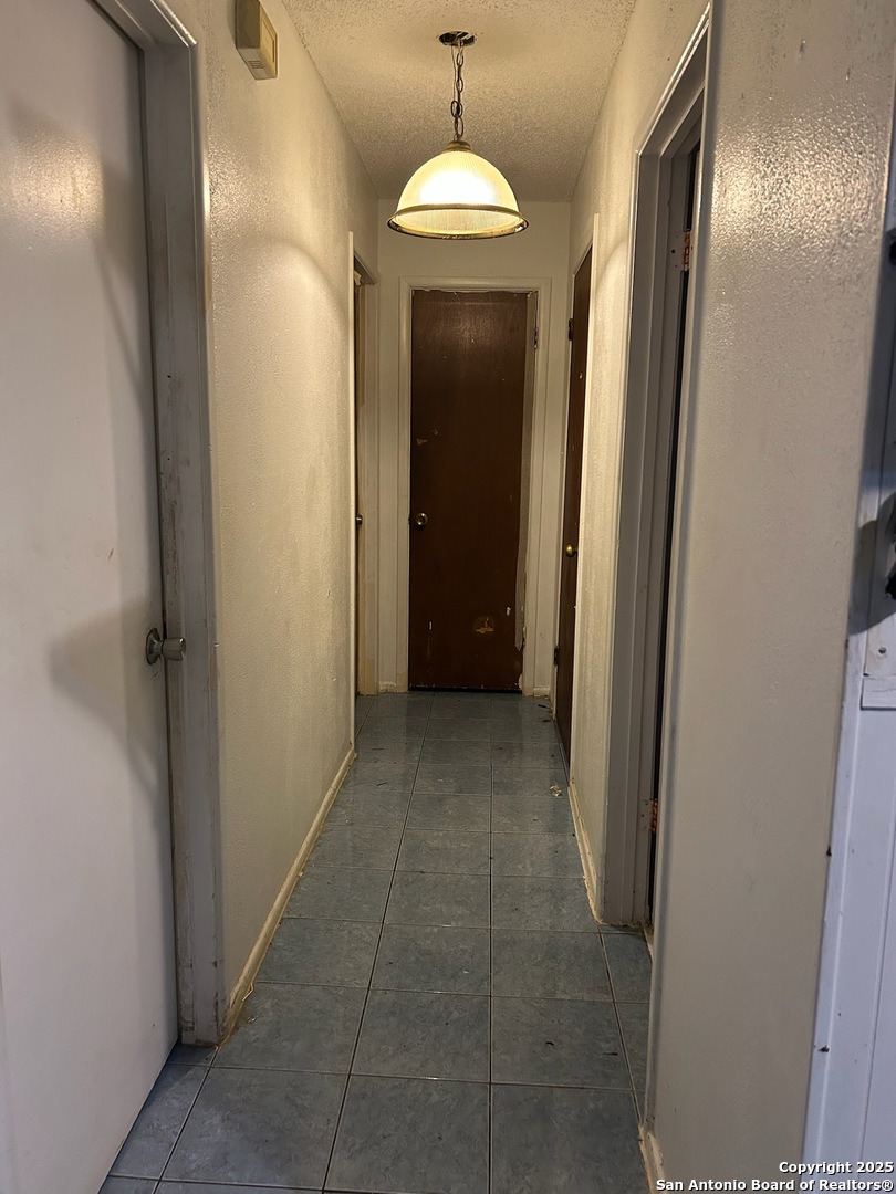 2103 Chesterhill San Antonio TX 78228