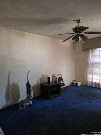 2103 Chesterhill San Antonio TX 78228