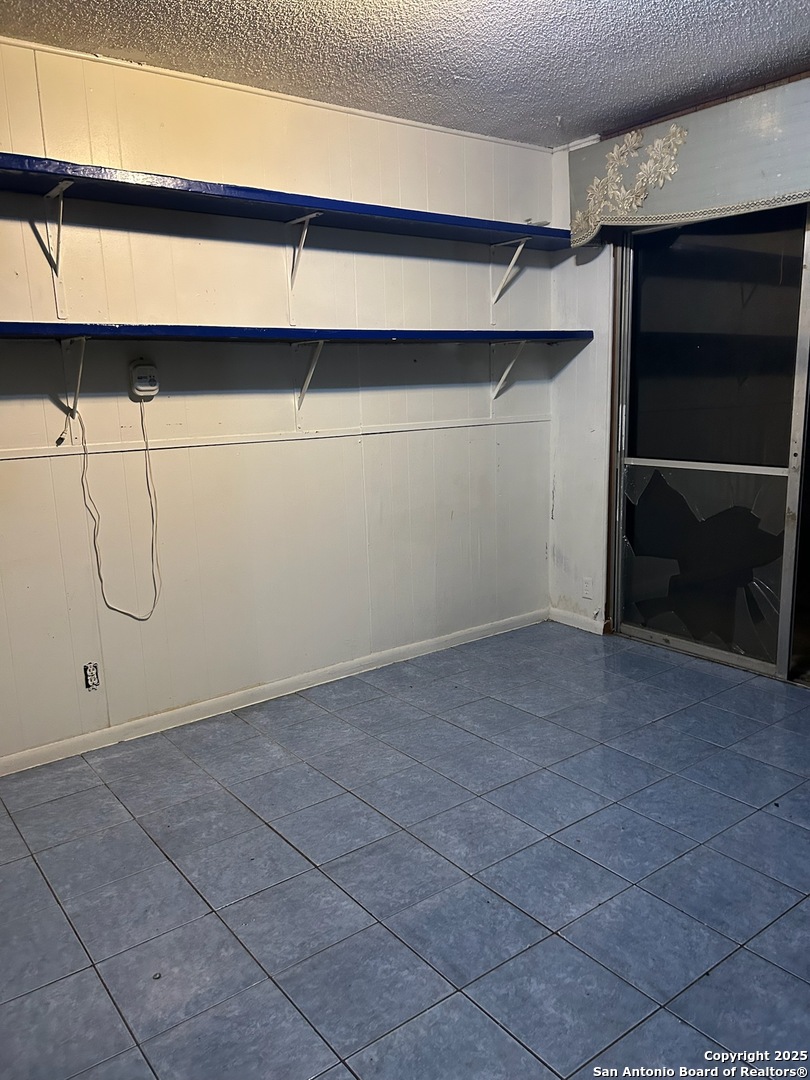 2103 Chesterhill San Antonio TX 78228