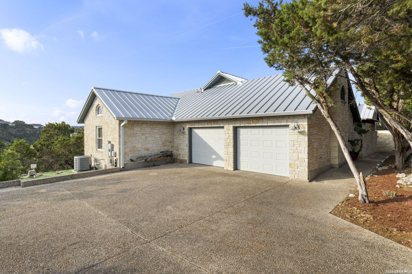 15529 Escarpment Ok Helotes TX 78023