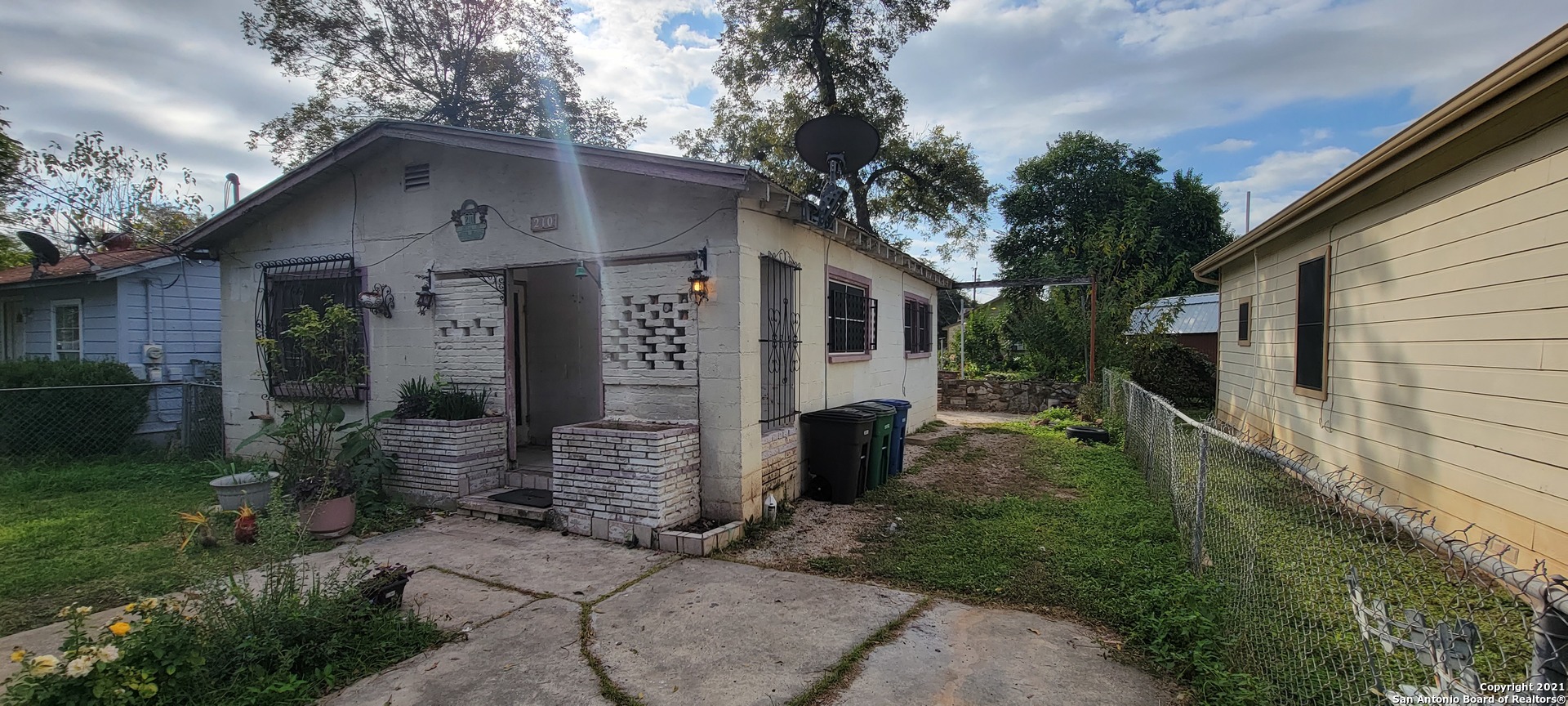 210 Noria Street San Antonio TX 78207