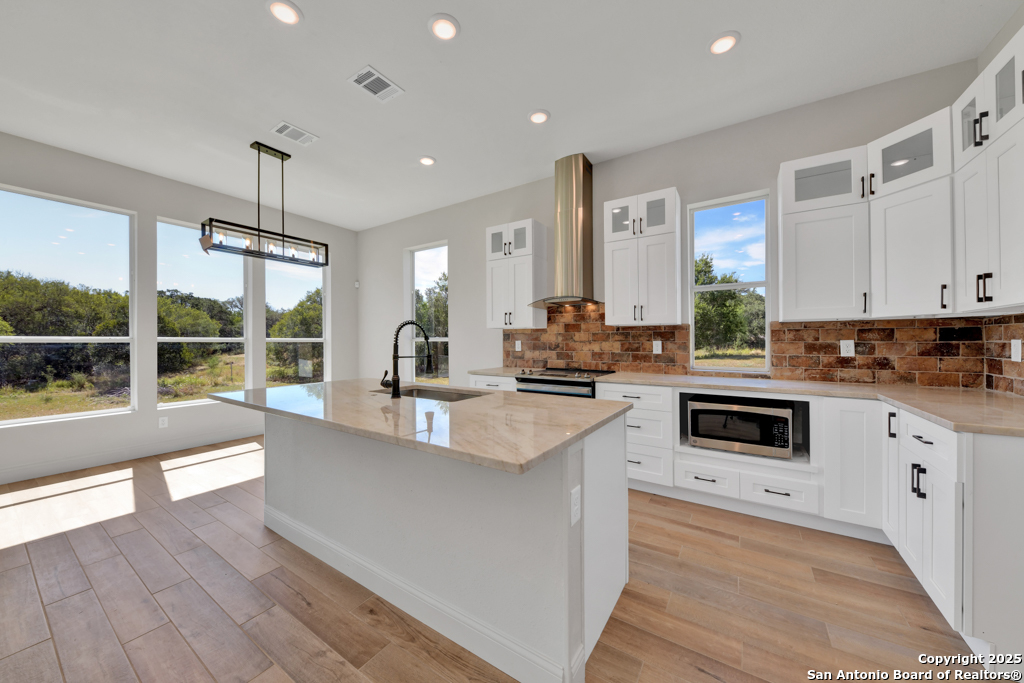 105 River Bluff Castroville TX 78009