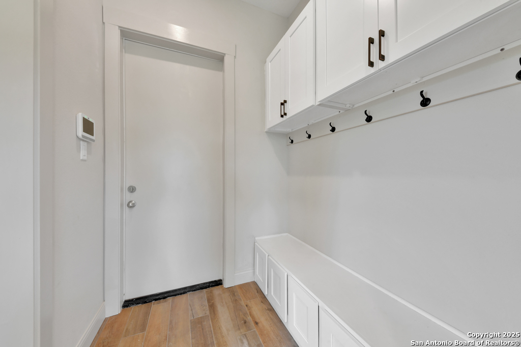 105 River Bluff Castroville TX 78009