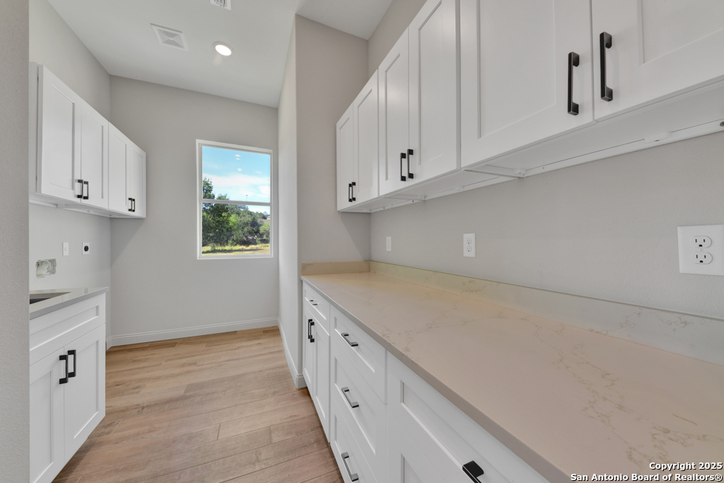 105 River Bluff Castroville TX 78009