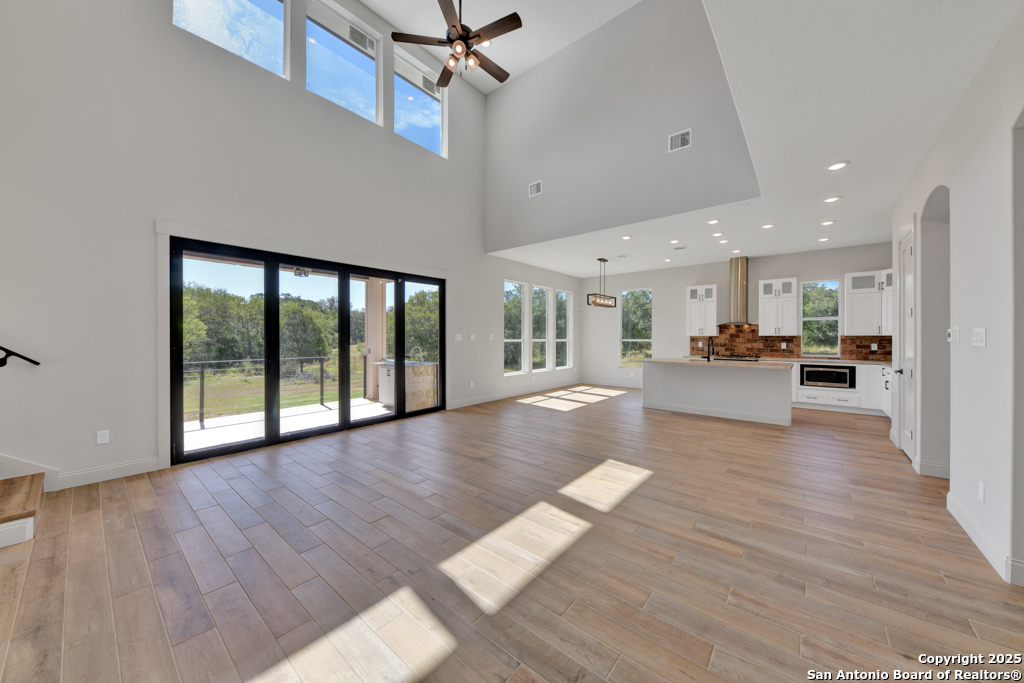 105 River Bluff Castroville TX 78009