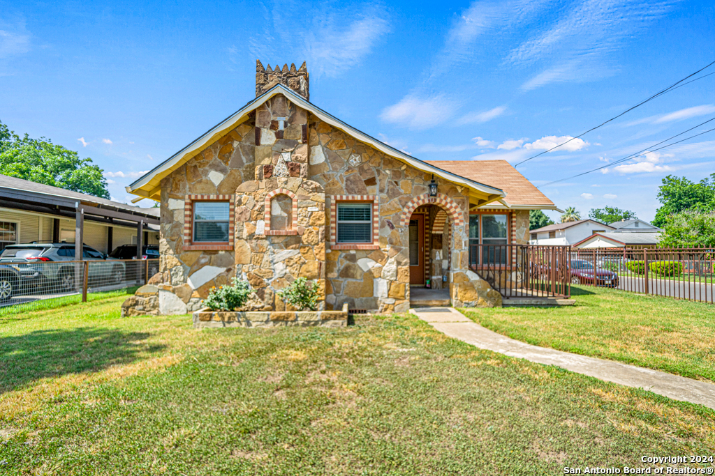 203 Walton Avenue San Antonio TX 78225