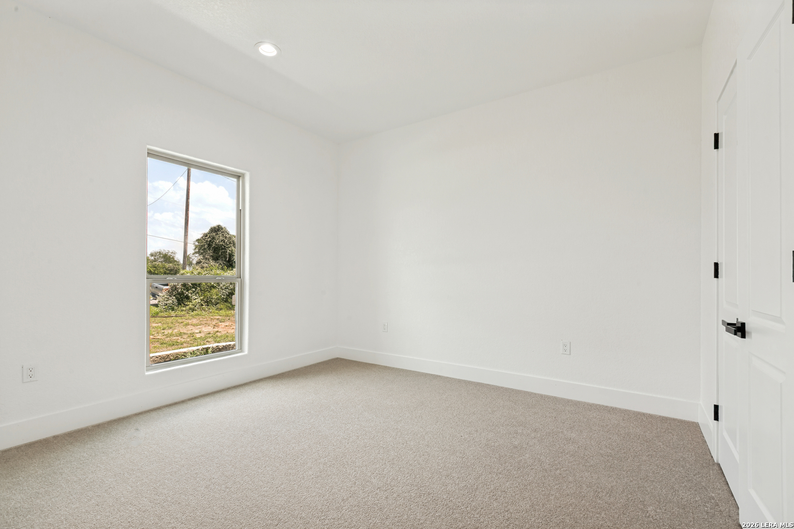 716 County Road 6847 Lytle TX 78052