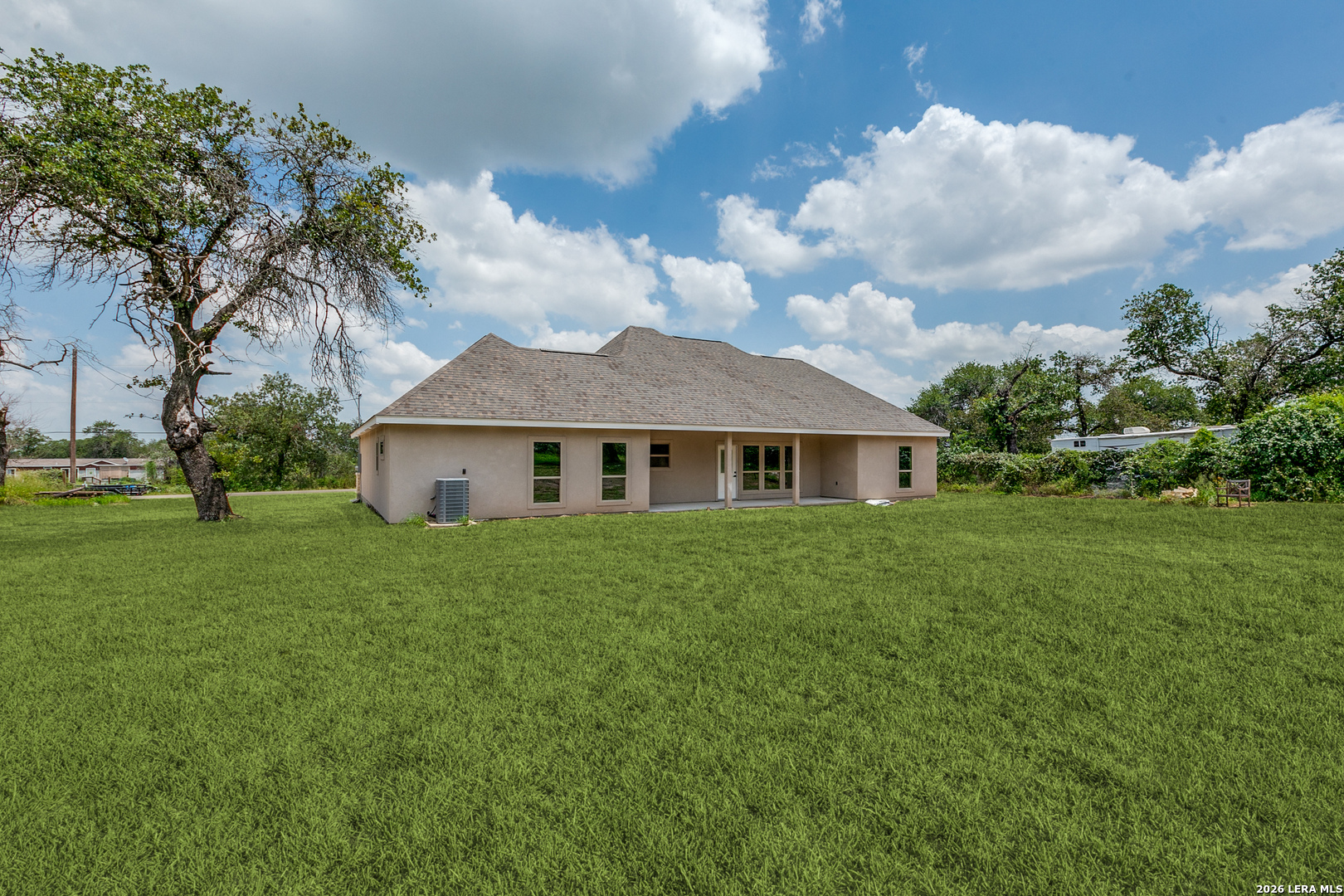 716 County Road 6847 Lytle TX 78052