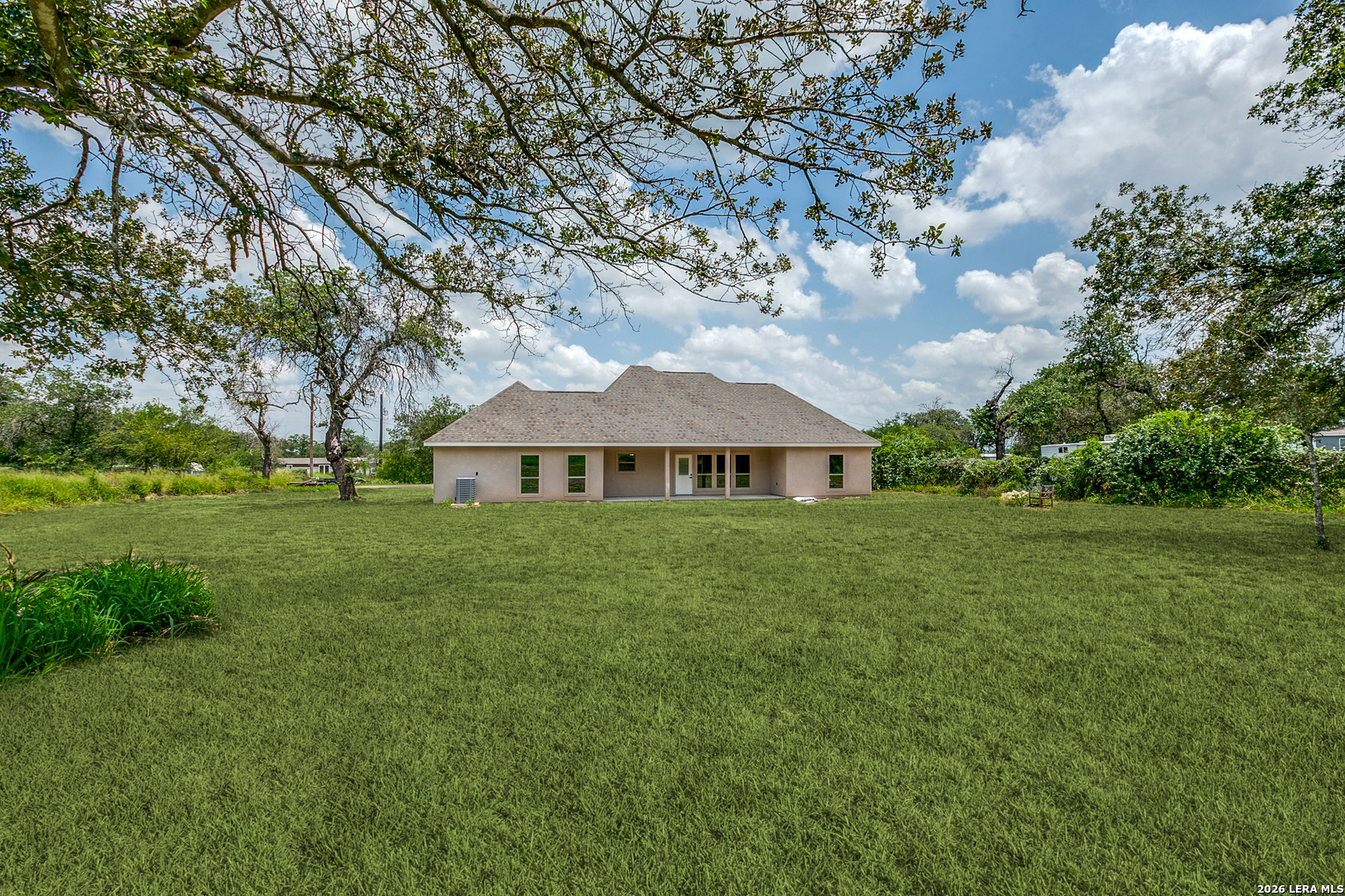 716 County Road 6847 Lytle TX 78052