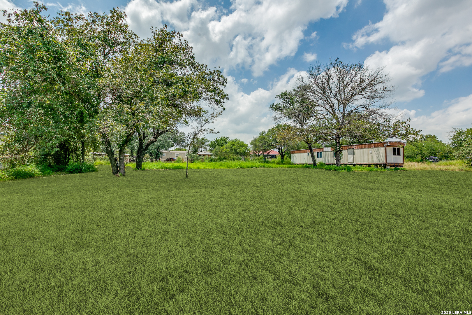 716 County Road 6847 Lytle TX 78052