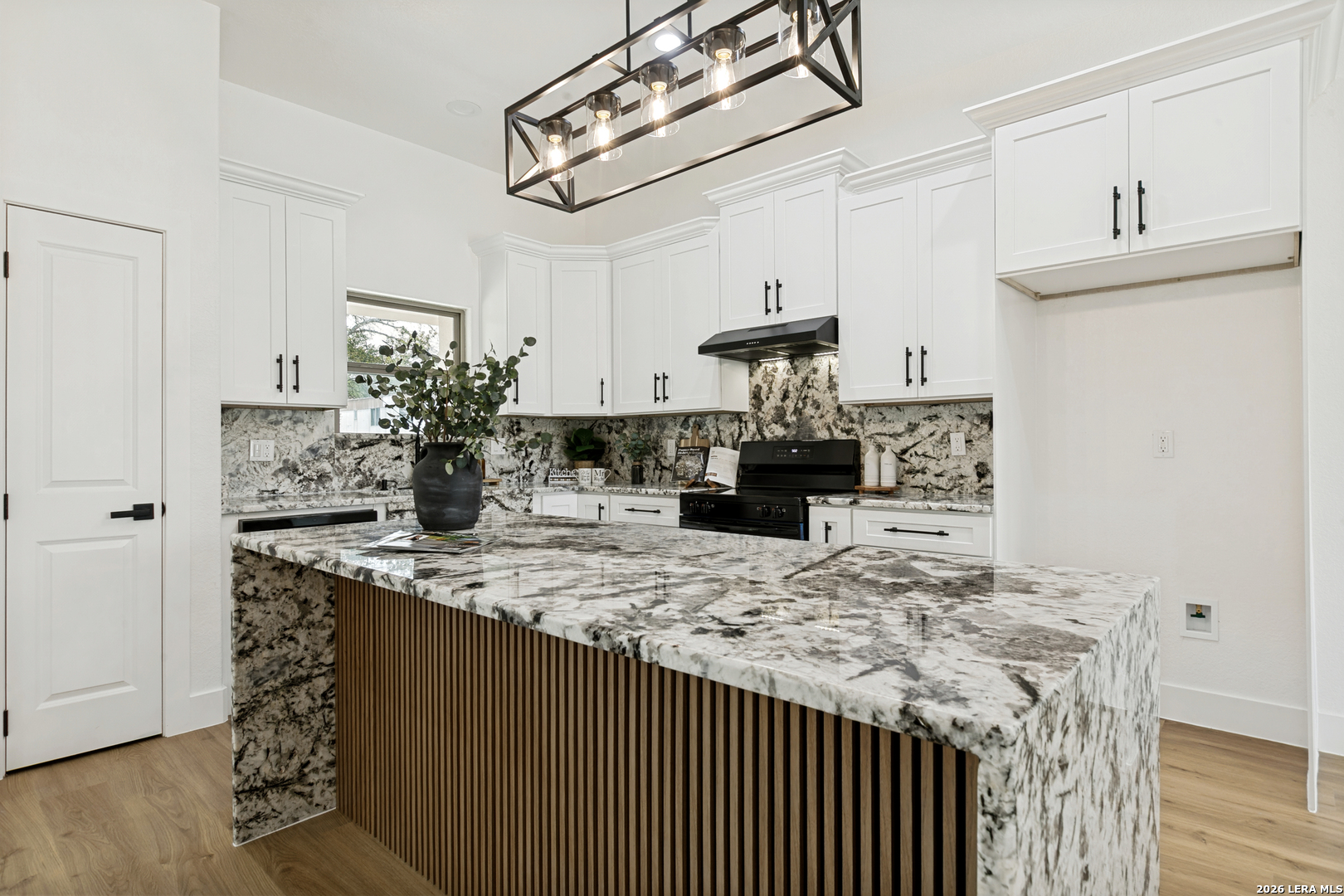 716 County Road 6847 Lytle TX 78052
