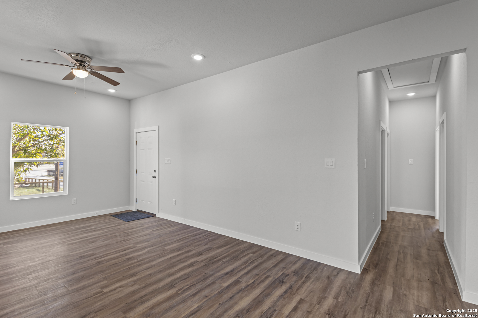 117 Magendie San Antonio TX 78210