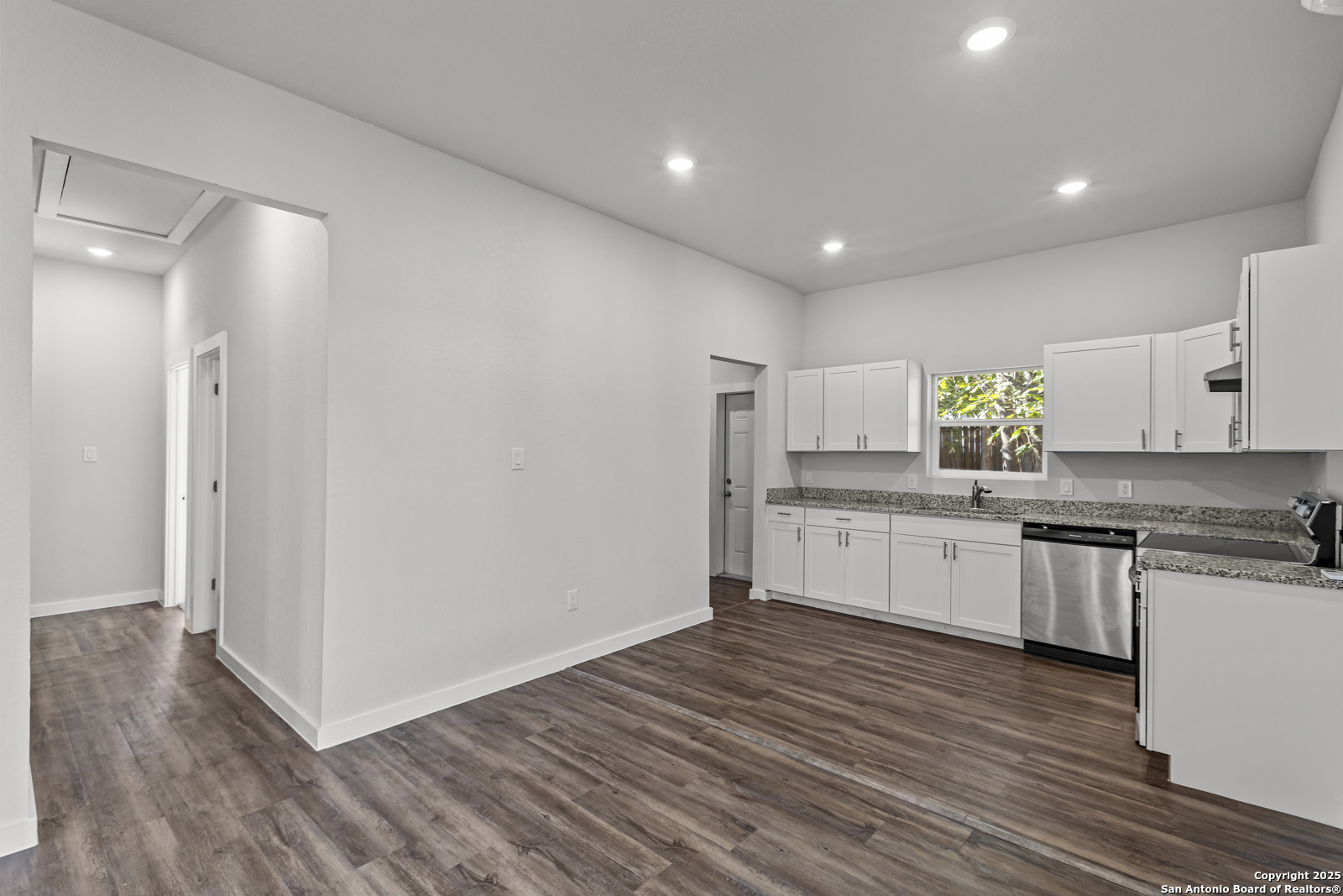 117 Magendie San Antonio TX 78210