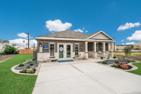 5912 Geronimo Way Seguin TX 78155