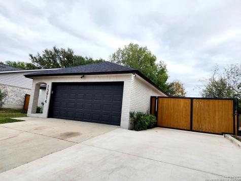 13914 Boulder Oaks San Antonio TX 78247
