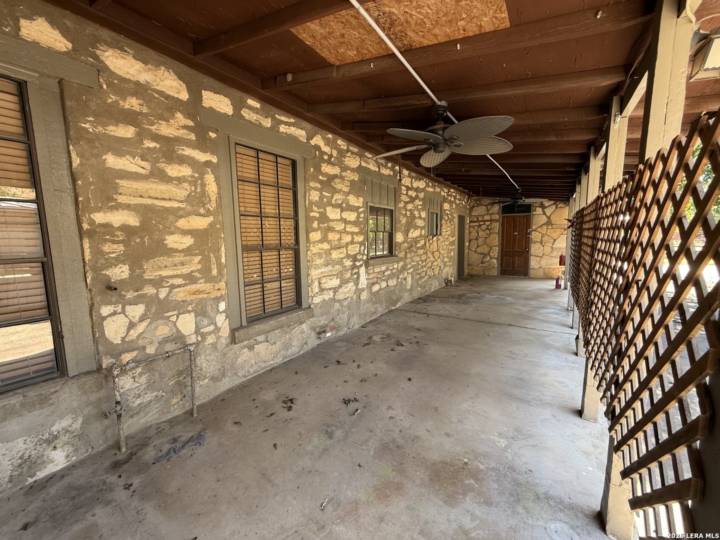 32 Baylor Brackettville TX 78832