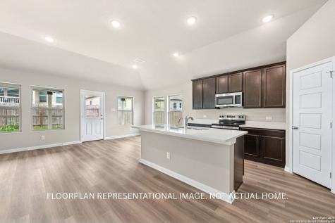 1041 Eagle Crossing Seguin TX 78155