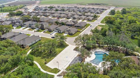 1041 Eagle Crossing Seguin TX 78155