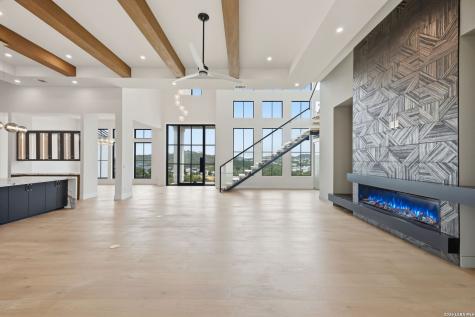 9651 Lenox Hill San Antonio TX 78255