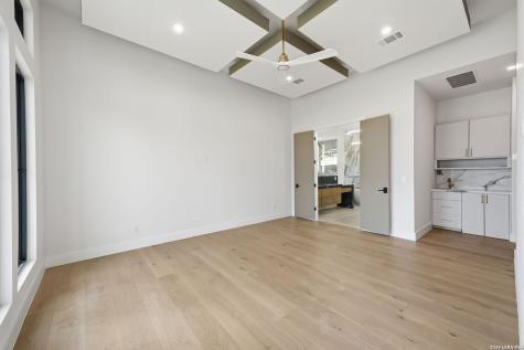 9651 Lenox Hill San Antonio TX 78255
