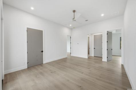 9651 Lenox Hill San Antonio TX 78255