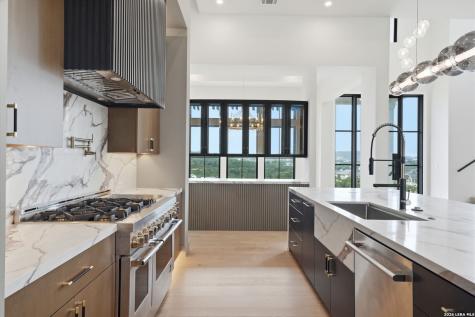 9651 Lenox Hill San Antonio TX 78255