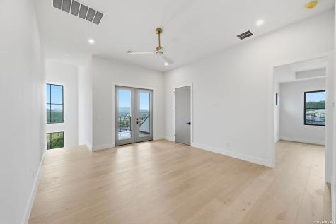 9651 Lenox Hill San Antonio TX 78255