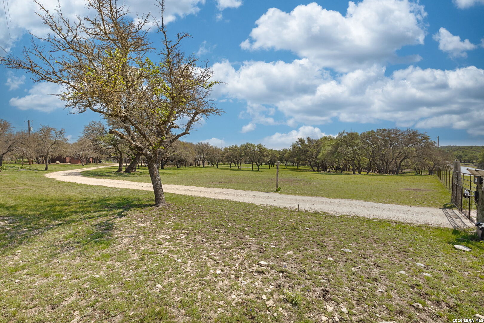 222 Spanish Oak Trail Harper TX 78631
