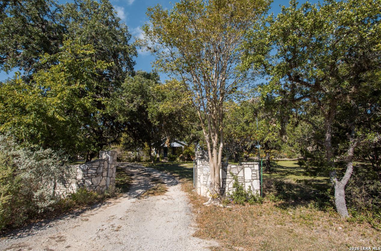 7087 Dietz Elkhorn Road Boerne TX 78015