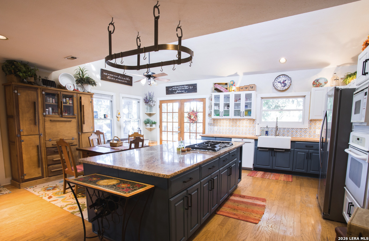 7087 Dietz Elkhorn Road Boerne TX 78015