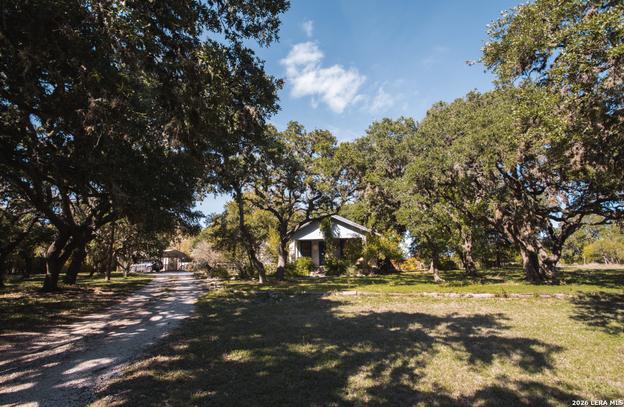 7087 Dietz Elkhorn Road Boerne TX 78015