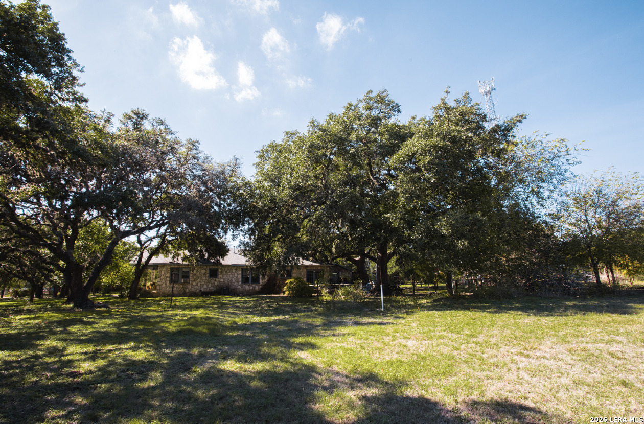 7087 Dietz Elkhorn Road Boerne TX 78015