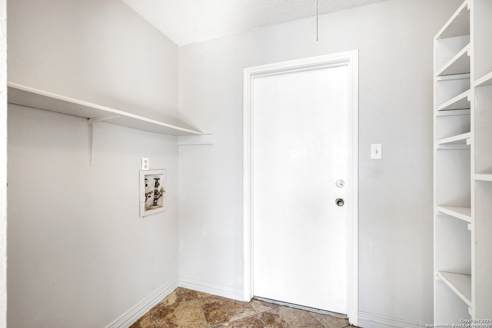 5986 Sunrise Bend Drive San Antonio TX 78244