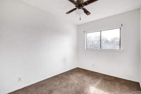 5986 Sunrise Bend Drive San Antonio TX 78244